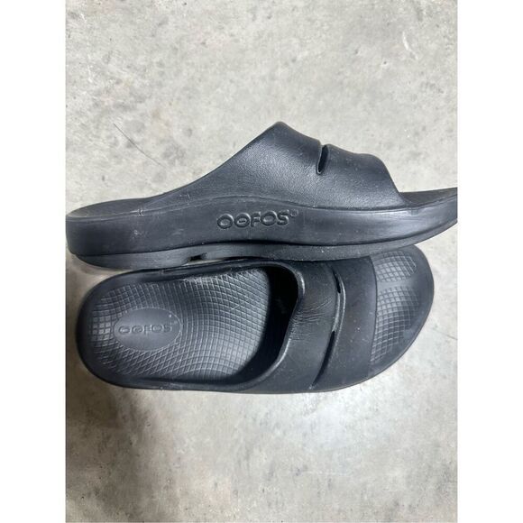OOFOS OOahh Recovery Sandal Slide Slip On Shoes Black Mens Size 6 Women Size 8 - Picture 3 of 6